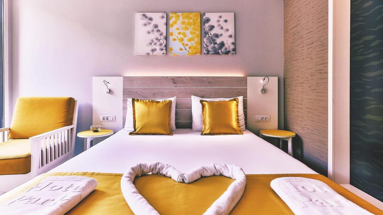 Carine Hotel Park ビエラ エクステリア 写真