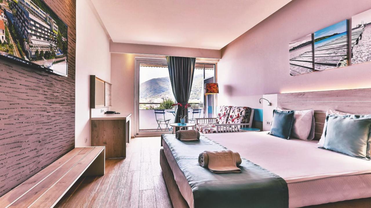 Carine Hotel Park ビエラ エクステリア 写真
