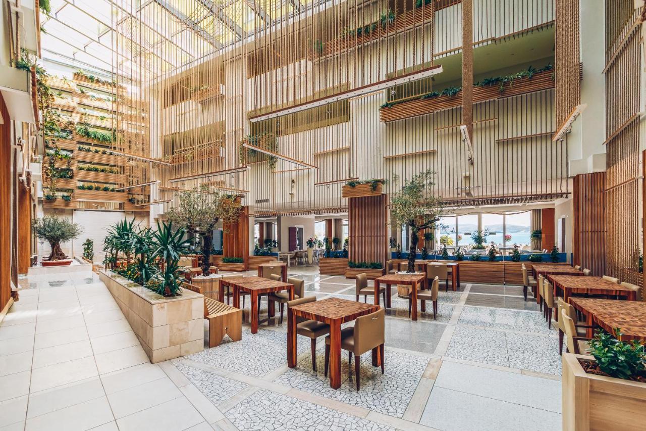 Carine Hotel Park ビエラ エクステリア 写真