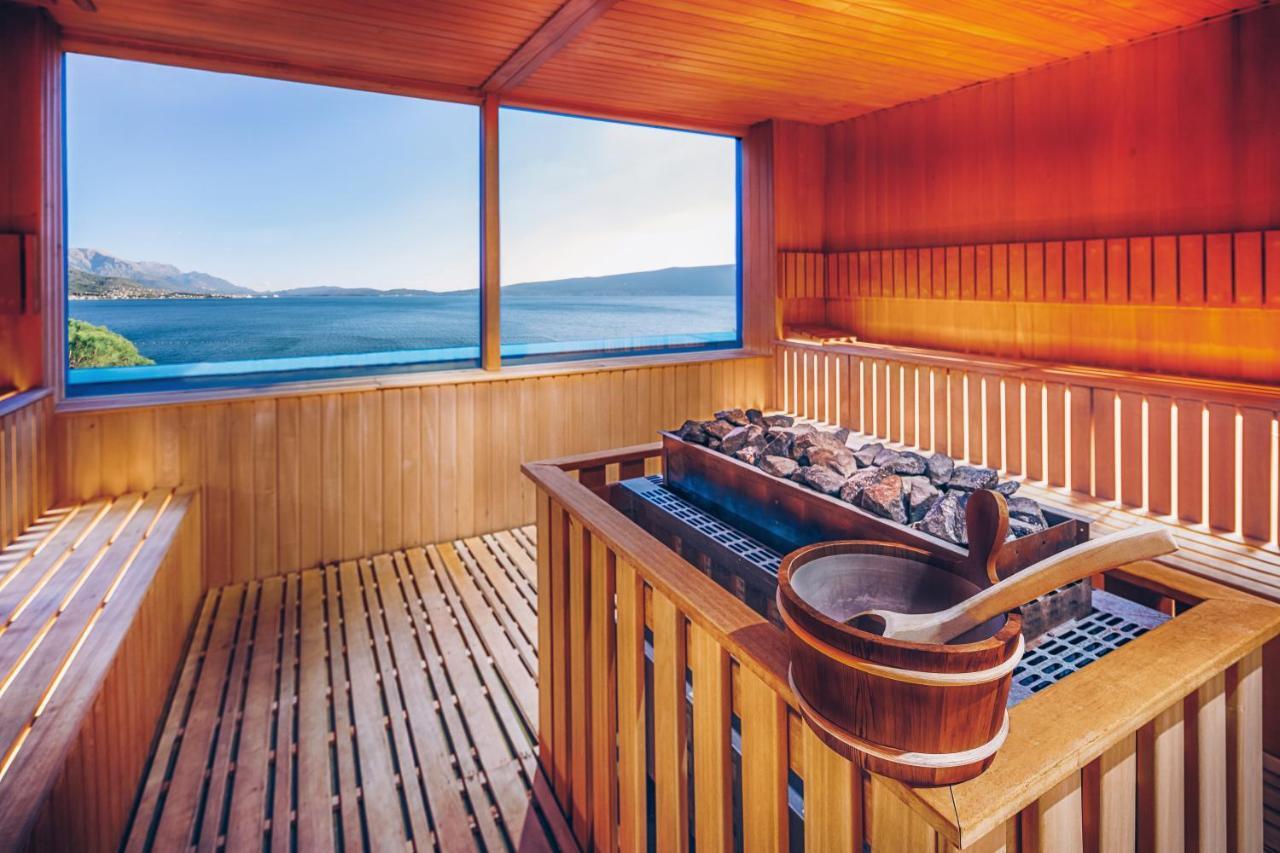 Carine Hotel Park ビエラ エクステリア 写真